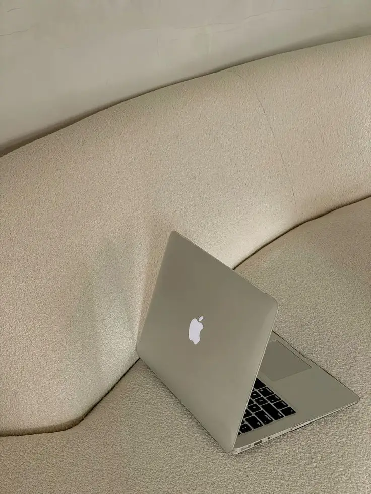 eloire laptop showcase